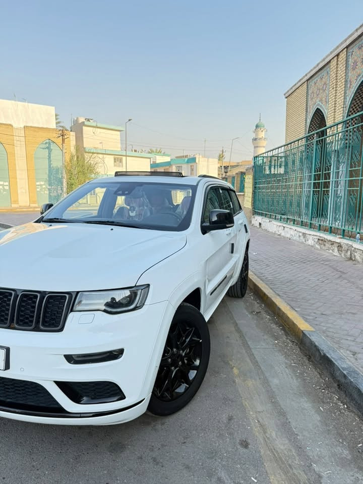 � للبيع Jeep Grand Cherokee S موديل 2022

🔹 الفئة: S
🔹 الموديل: 2022
🔹 المحرك: 3.6L V6 Pentastar
🔹 القوة: حوالي 293 حصان
🔹 ناقل حركة: أوتوماتيك 8 سرعات
🔹 المقاعد: 5 ركاب
🔹 بنزين
🔹 دفع رباعي 4×4 حسب تجهيز السيارة
🔹 شاشة وسطية
🔹 Apple CarPlay / Android Auto
🔹 كاميرا خلفية
🔹 حساسات اصطفاف
🔹 دخول وتشغيل بدون مفتاح
🔹 مثبت سرعة
🔹 تحكم بالمقود
🔹 مكيف أوتوماتيك
🔹 أنظمة أمان ومراقبة النقطة العمياء حسب التجهيز
🔹 تصميم S الرياضي وشكل خارجي مميز

📌 السيارة موديل 2022، فئة S، ومواصفاتها وتجهيزاتها حسب السيارة. ماشيه ٢٣ مايل 

📞 للمهتمين والمشترين الجادين التواصل على الخاص ***********
