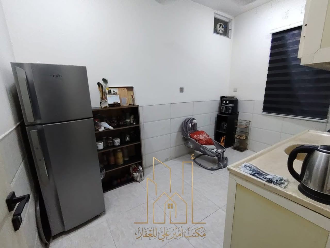 🏠 بيت للبيع – فرصة مميزة
📍 الموقع: علي الصالح محلة 406
المساحة: 55 م² | الواجهة: 4.20 م | النزال: 13م
🏗️ بناء حديث 2022 – ثلاث طوابق

التفاصيل: صالة ومطبخ وخدمات بالطابق الأرضي، غرفتين نوم وحمام بالطابق الثاني، غرفتين نوم وحمام بالطابق الثالث، وبيتونة وسطحين بالطابق الأخير.

📞 للاستفسار: *********** واتساب
مكتب أمير علي للعقار

#بيت_للبيع #عقارات_بغداد #علي_الصالح #محلة_406 #بيوت_للبيع
