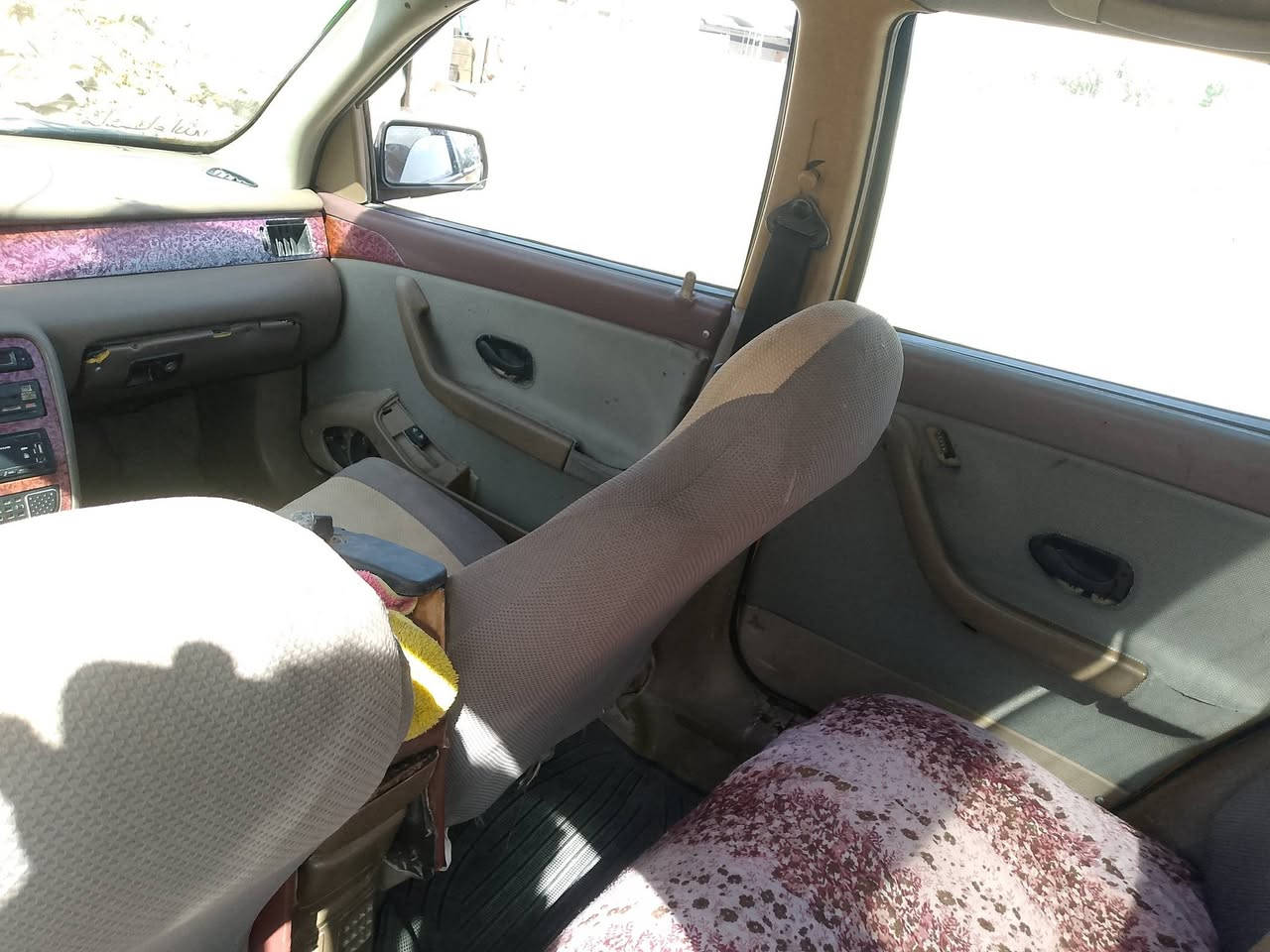 السلام عليكم سمند موديل 11 جاهزه مكينه بيه لاستيك والف دخن وتكطع كير جديد حداديه جديده سياره جاهزه مسجل اربع سماعات كهربايات شغاله ترايك 120 ابيع بدون راعي تعهد سرقه وعشاير سعرها 7اوراق مكاني نجف ***********
