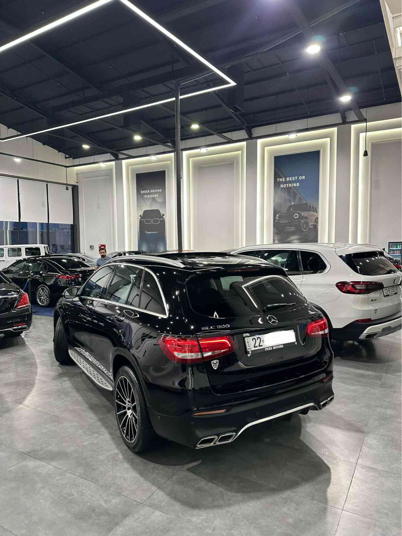 🚘 Mercedes-Benz GLC300 4MATIC AMG 2017 🇩🇪

📍 شوێن: هەولێر
🇩🇪 هاوردە: ئەڵمانیا
📊 کیلۆمەتر: 114,000 KM
💰 نرخ: 215 وەرەقە + معاملە
💵 3 وەرەقە غەرامەی لەسەرە، پاش معاملە دەدرێتەوە

✨ مواصفات و ئیمکانات:

• Mercedes-Benz GLC300 4MATIC
• AMG Package
• 4MATIC – دەبڵ ئەکسڵ
• Panoramic Roof ☀️
• Panoramic Glass بە کۆنترۆڵ دەکرێتەوە و دابخرێت
• کوشنی پێشەوە کارەبایی
• کوشنی Memory
• کوشنی Heated / هیتەر
• کوشنی پشتی کارەبایی
• سوکان کارەبایی
• سوکانی ڤۆلیۆم
• ئاوێنەکان شەفت و کارەبایی
• Cruise Control
• Brake Assist
• Auto Start/Stop
• Traffic Light Start/Stop
• Traction Control
• Paddle Shifters – سوکانی شەفت
• 5 Driving Modes:
Individual / Sport+ / Sport / Comfort / Eco
• تەبریدی 2-Zone
• تەبریدی ناوەندی
• ناوەوەی فۆرمیکا
• سندوقی شەفت و کارەبایی
• 4 دەرگا بەسمە
• جامەکان کارەبایی
• چراغەکانی پێش و دواوە LED و Xenon
• چراغەکان Bi-LED
• 2 شوێنی سارد
• بێ سبوغە بە شەرت

🔧 دۆخی سەیارە:

گێڕ و مەکینە، بەناوکردن، سیستەمی تەبرید و تەقە و ڕەقە هەمووی بە شەرت.

✅ سەیارەکە جاهیزە و بۆ فرۆشتنە.

📞 بۆ زانیاری زیاتر:
***********
📱 WhatsApp / Viber

📍 هەولێر

#MercedesBenz #Mercedes #GLC300 #GLC3004MATIC #GLC #AMG #4MATIC #MercedesGLC #2017 #114000KM #Erbil #Hawler #هەولێر #CarsForSale #UsedCars #MercedesForSale أربيل, العراق
