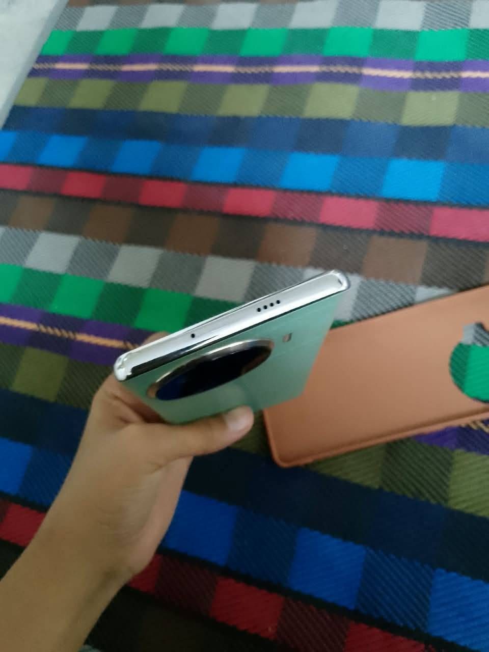 السلام عليكم تلفون نظيفTECNO SPARK 20 Pro+ذاكرتي 256 راما 8 + 8 اغاني تلفون جديد بكون بغداد العماري رقم الهاتف770 094 7624 سعره 225 اوبي مجال

نص مكتوب في الصور:
- هاتي -> HiOS Based on Android V13.6.0 الطراز TECNO KJ7 اسم الجهاز TECNO SPARK 20 Pro+ وحدة المعالجة المركزية Helio G99 Ultimate إصدار Android 14 الكاميرا الخلفية 108M TRIPLE Camera الكاميرا الأمامية 32M ROM 256.00 GB RAM 8.00 GB+ 8.00 GB 8 GB قابلة للتوسيع الشاشة 1080X2436 البطارية 5000mAh