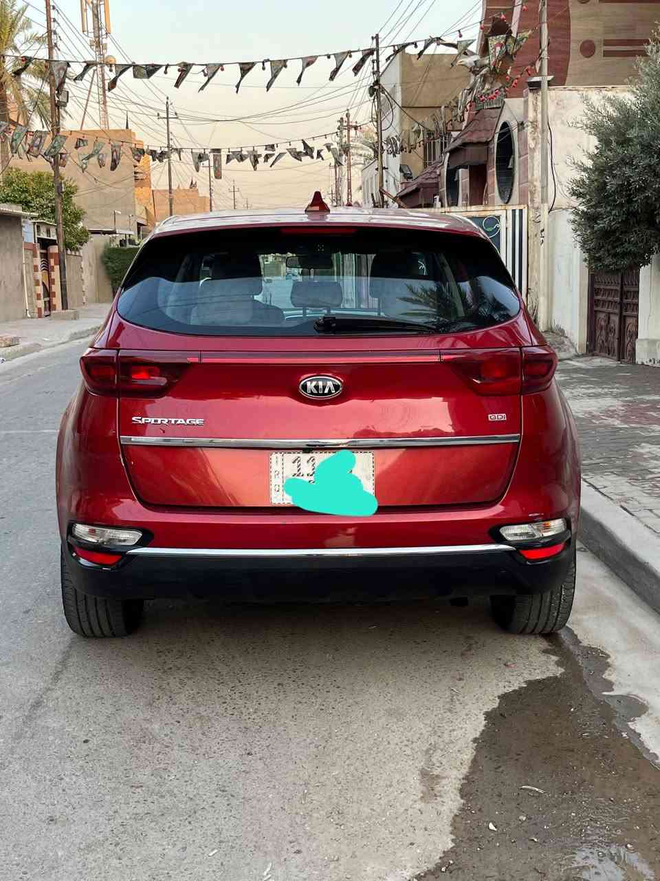 سبورتج وارد محرك جي دي موديل ٢٠ ماشيه ٧٠  الف بدون صبغ وبدون حادث بيها ملاحظات موجوده بالصور جديده السياره من كل شي السعر ١٥٥ $ مكاني بغداد اتصل للاستفسار أكثر 
***********
