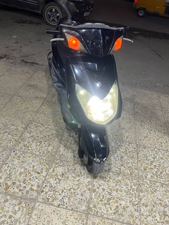 سلام عليكم سكنس فحل نوزل مجفته مره وحده دراجه نكره سلف كهربايات كولها شغلاه قفلها 400 واتساب***********
