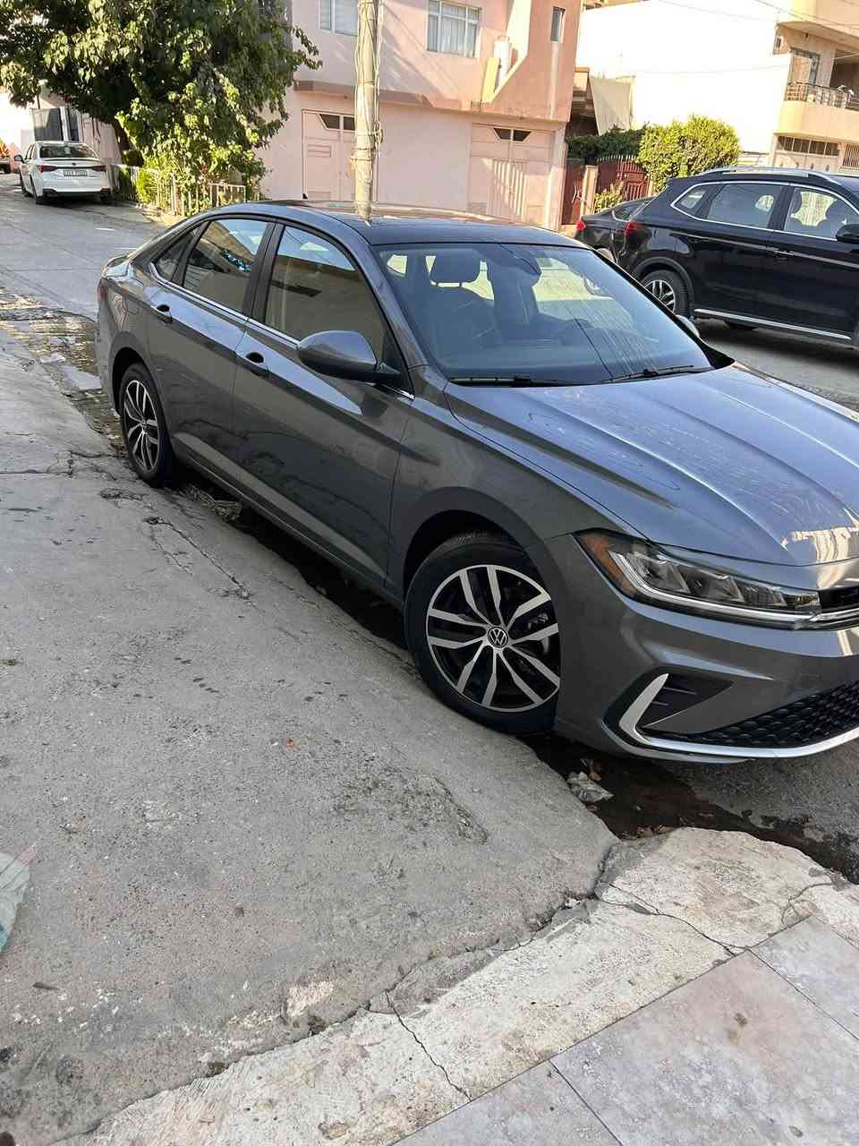Jetta 2025 Se
نرخی خوار هەموو بازار
پانۆراما کوشن جلد و کارەبای پێش بیلادی رادێتەر بیلادی لایت بیلادی تەنها کەمیک بۆنیتی بۆیاغە ئیرباگی سوکان شانی تەقیوە سوکان دانراوەتەوە
١٩ هەزار مایڵ رۆیشتوە ژمارە کاتی سێ مانگی لەگەڵە
رەقەم شانسی 3VW7X7BU2SM092972
نرخی ١٥٠ گەڵا
ژمارە موبایل ***********

نص مكتوب في الصور:
- 3:43 LTE 85 carfast.express CARFAST CAR FROM USA United States Вара, Вадееб, VIN ии Lot N Volkswagen Jetta 2025 1.5T Se 1.5 VIN 3VW7X7BU2SM092972 360 360° бит # 111044748018 Врадег за $2925 Врадег: Enterprise Vehicle Exchange 41 Miami