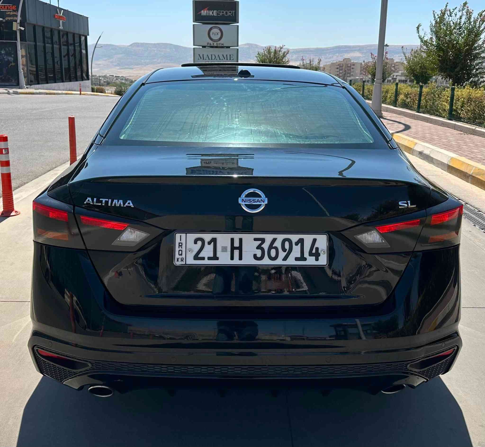 للبيع التيما SL فول موصفات 
داخل ابيض 
السعر 123 وبي مجال
‭***********
-موديل 2019 
-الون اسود
فتحه سلايت  
-ماشيه 55  ميل
-داخل  صاج 
-رادار 360 درجة
-تحكم ستيرن 
-تثبيت سرعه 
-كاميرا خلفي 
-رادار جانبي
-رادار خلفي 
-رادار امامي
-تحديد مسار
-حساس خلفي
-تبريد سلج❄️
-تشغيل عن بعد 
-بصمة تشغيل 
-بصمة ابواب + صندوق 
-تايرات وياله جديد
-سيارة جاهزة مناقص برغي
-ضرر سيارة : + جاملغ وبونيد وبابين كلير  
-سنويه هزه براد جديد لحد 2031  
-سيارة ب اسمي
-تحويل وكاله ثاني يوم 
1N4BL4Ev4KC234516
📍مكان السياره دياله خانقين
