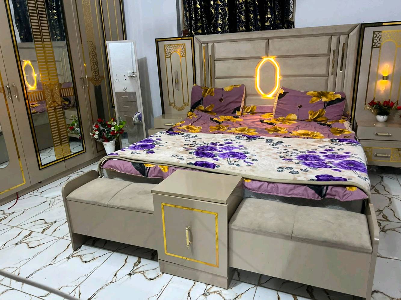 بيت بلسكك الزراعي للبيع غرفتين وصاله وطارمه وصحيات خارجيه  وبراني مساحته 200 متر بيه سند 25 محكمه ب60 مليون