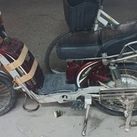 دراجة شحن كهربائية • نضافه • بطاريات نص عمر