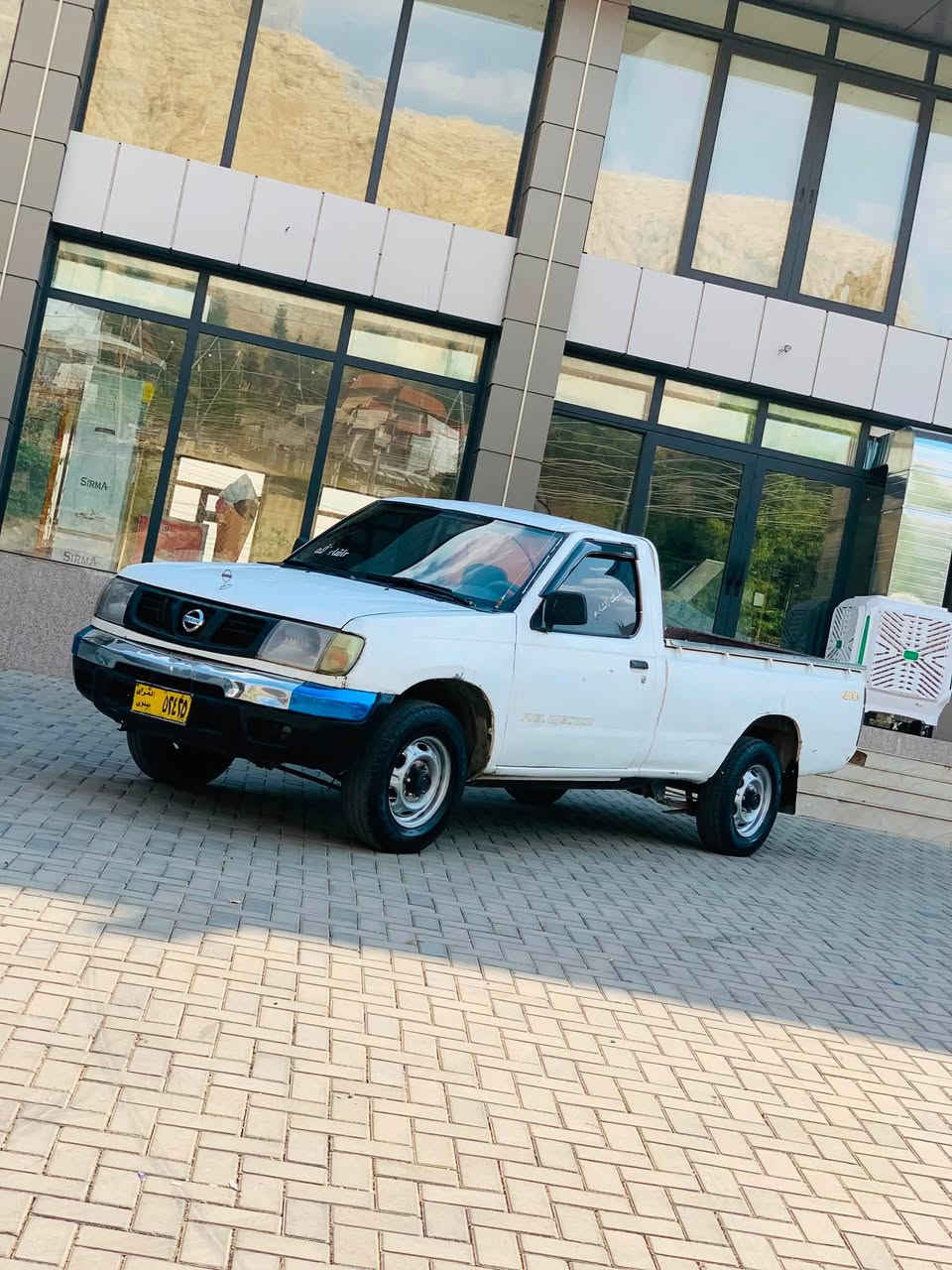 نیسان ٢٠٠١ علوج گێڕومەکینەوئەکسلی بەشەرتی ١٠٠فیتەر سەیارەکە بێتەقەوڕەقەیە کارەبای هەمووی مەزبوتە ماڵی مەدەنی بەشەرت  سعری ٤٥گەڵاومەعمەلەیەکی برایانە شوێن سەیسایەق.        ***********
