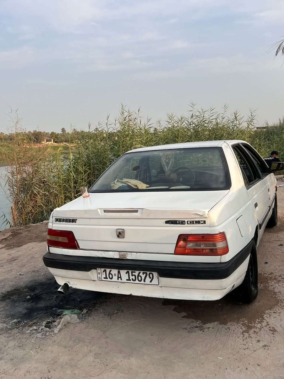 سلام عليكم بيجو اربعميه او خمسه 
للبيع مكينه او كير ستوني شادهم 
فرنسي حداديه تخم تاير كله جديد 
بسمي سنويه للثلاثين نمرته قادسيه 
السعر٢٨ او بيه مجال تبريد بس غاز 
*********** بس واتساب
