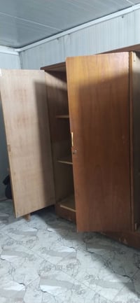 قنصور • ٥ أبواب • قابل تفاوض