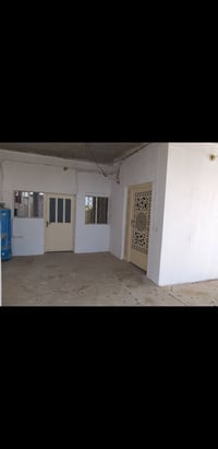 بيت للبيع • ٣٠٠م • حي العسكري