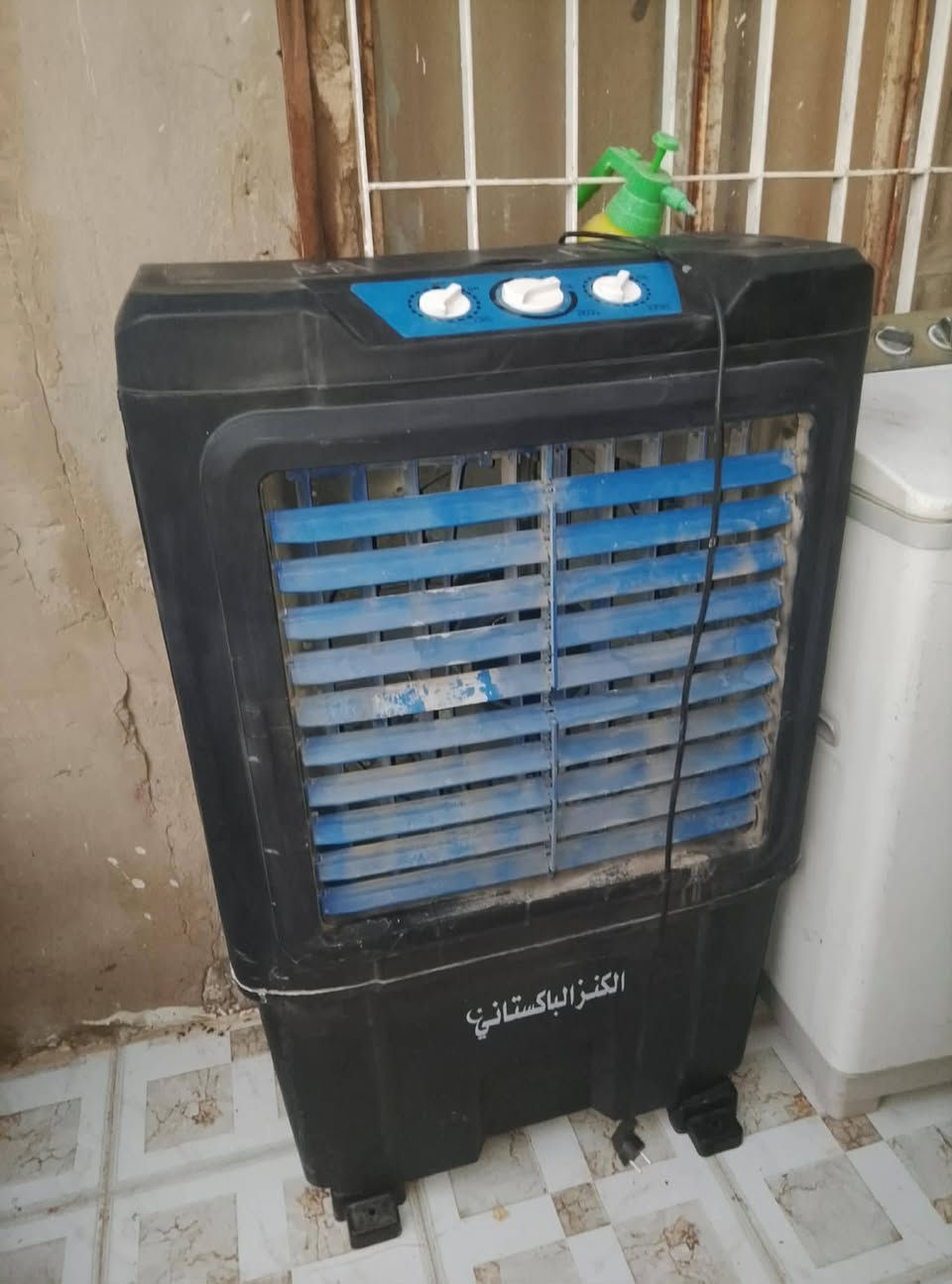 سلام عليكم البيع كفيره و غساله شغالات سعر تصل علا رقم ***********
