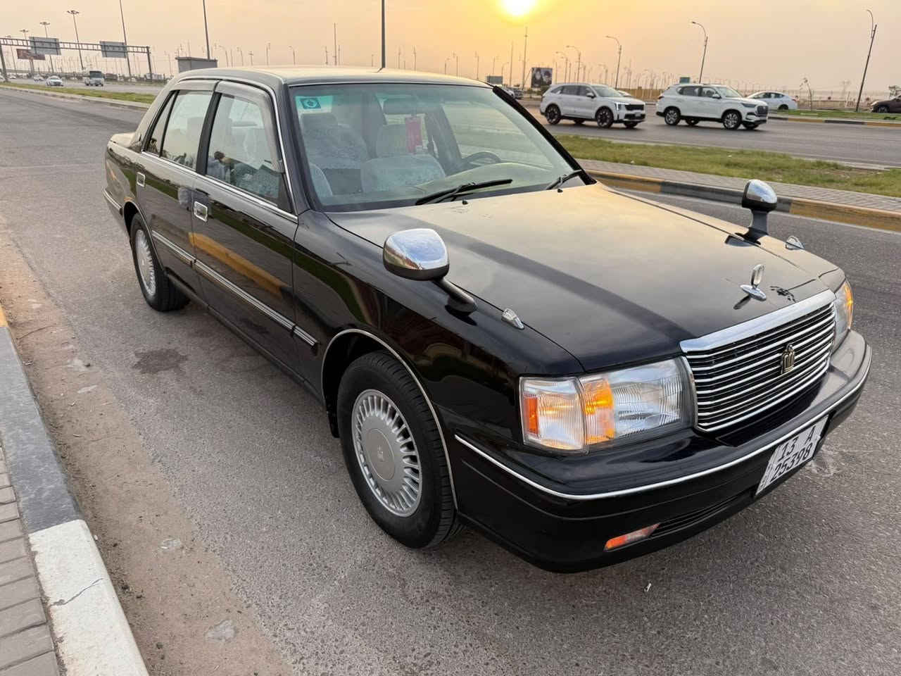 كراون • ٢٠٠٠ • مكفوله