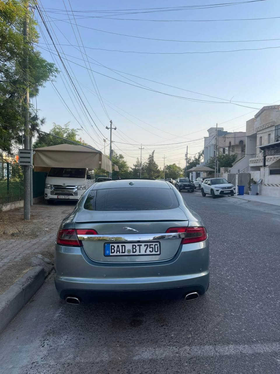 جاكوار موديل ٢٠١٢قه پات مواسه فاته گير مه كينه ته بريد هه موگياني به شه رت كاره بايي به شه رتي ده فيته ريي ده فروشم مه كينه عادي شه ش پستن هه ندي يه ك بي كاشويي بي مه سروفه براوه يي دوبه يه سه ياره كه له هه وليره گورينه وه ش ده كه م به شتيك به دلم بيتن ژماره *********** أربيل, العراق
