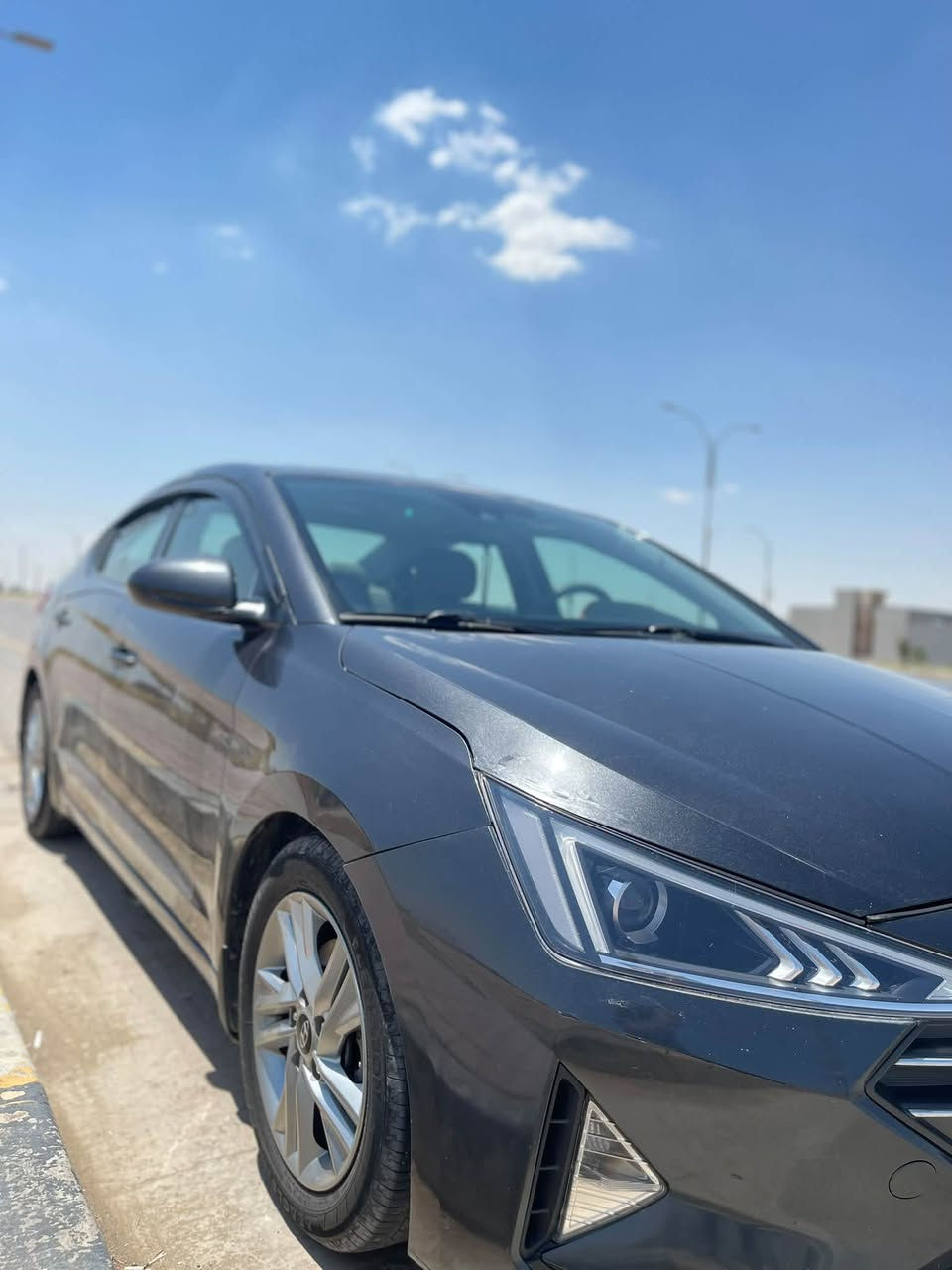 النترا 20 امريكي
فوول مواصفات 
رقم اربيل
لون نفطي 
بيها 3قطع صبغ بدون دواخل بدون أيرباك 
السيارة جاهز  من كلشي 
مكاني بالموصل
السعر و الاستفسار  
اتصال ع رقم 
📞 ‭***********‬
