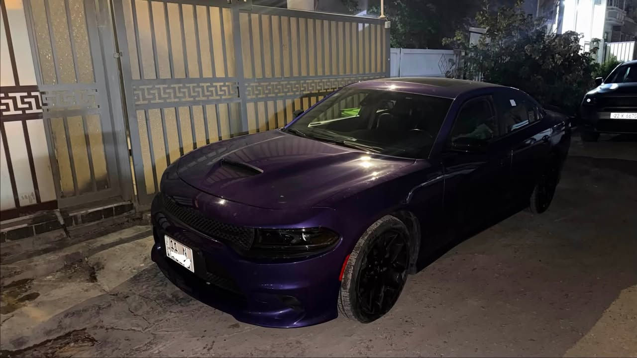 سلام عليكم …. 
جارجر 2023 GT plus رادار امامي 
فول 1/1 
خليجي وكالة هارلم 
ماشية 40.000 كم 
لون بنفسجي مميز 
سيارة مكفولة كفالة عامة 
ماعدا البنيد طلع بيها دبل كود بشرط سيارة بلادية شركة  …… 
***********
السعر : 305 ورقة 
رقم بغداد باسمي 
مكانها بغداد الكرخ
