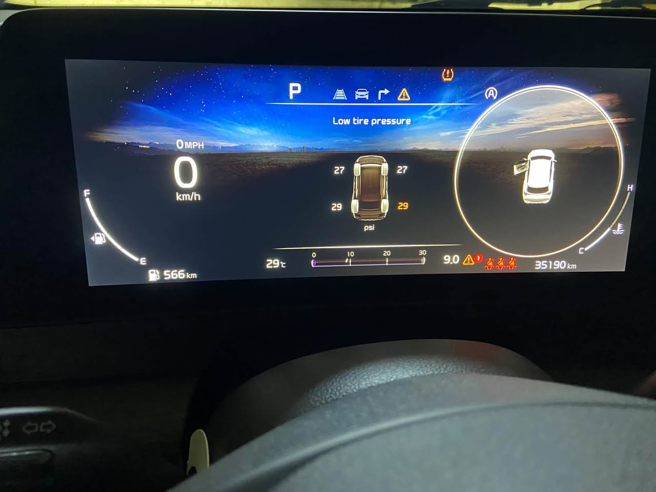 :

🚘 للبيع كيا سبورتاج أمريكي 2023 – فول مواصفات 🔥

✨ الموديل: كيا سبورتاج 2023 محرك 2400 جئ دي اي  بانزين عادي اومحسن تشتغل عادي بدون دوانز مساقا 
🇺🇸 المصدر: وارد أمريكي
⭐ الفئة: فول مواصفات
📅 سنة الصنع: 2023
🛠️ الحالة: نظيفة جداً
❄️ تكييف قطعتين
📺 شاشة ومواصفات تكنولوجية شاشه كبيره فتحة سقف بانوراما باب الجنطه بصمه
📷 كاميرات وحساسات
🔑 تشغيل بصمة / دخول ذكي تشغيل عن بعد
⚡ مواصفات كاملة حسب الفئة

السيارة جاهزة للاستخدام، وتفاصيل الفحص والحادث جاملغ الخلفي موضحة للمشتري بكل شفافية.

💰 السعر: [السعر  دفترين وخمس مائة ] وبيها مجال
📍 الموقع: [المحموديه ]
📞 للاستفسار: [رقم الهاتف ***********
