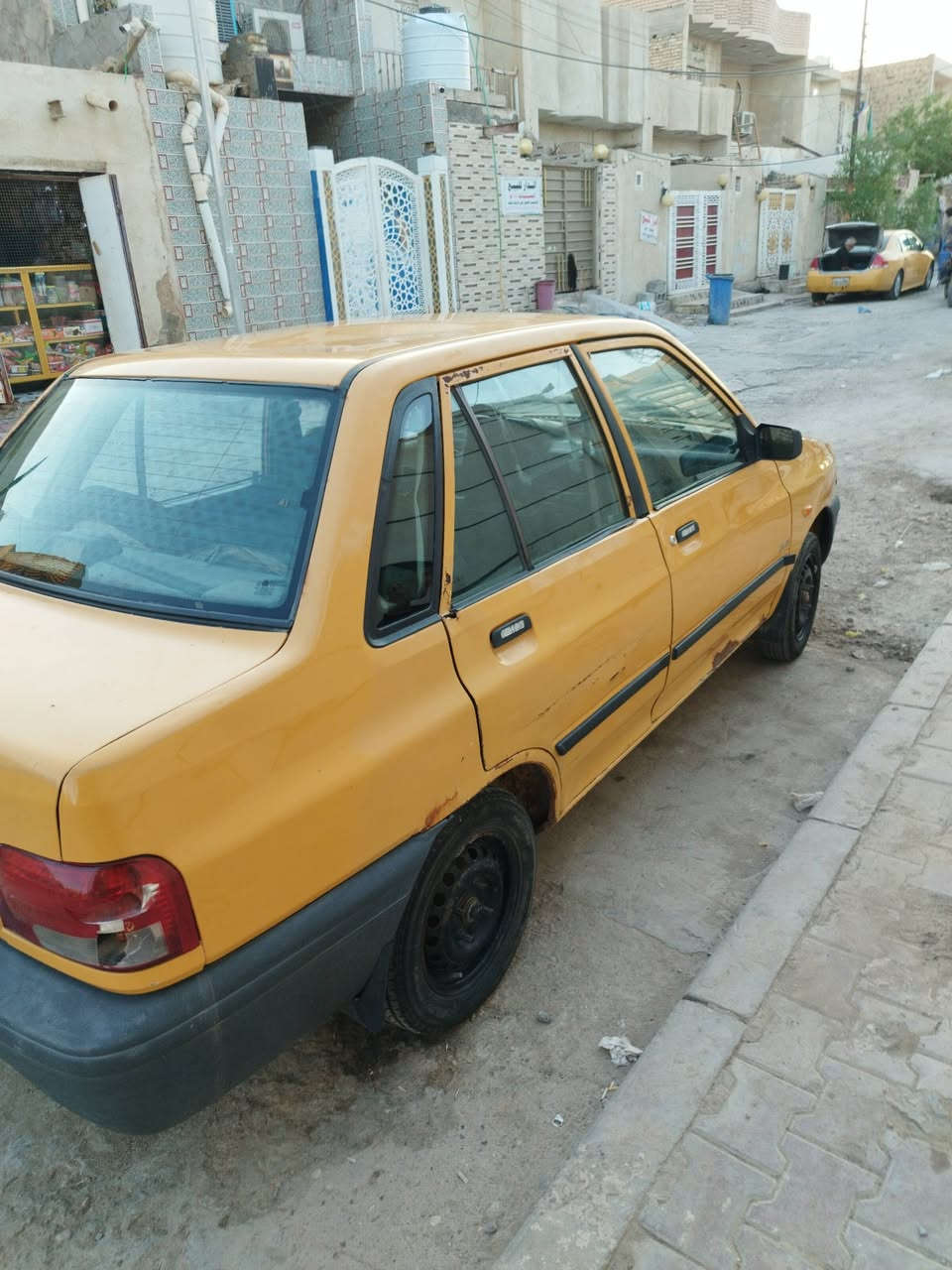 سلام عليكم سايبه للبيع موديل 11 كير محرك نضيفات كهربائيات شغاله السعر 13 وبيه مجال /***********
