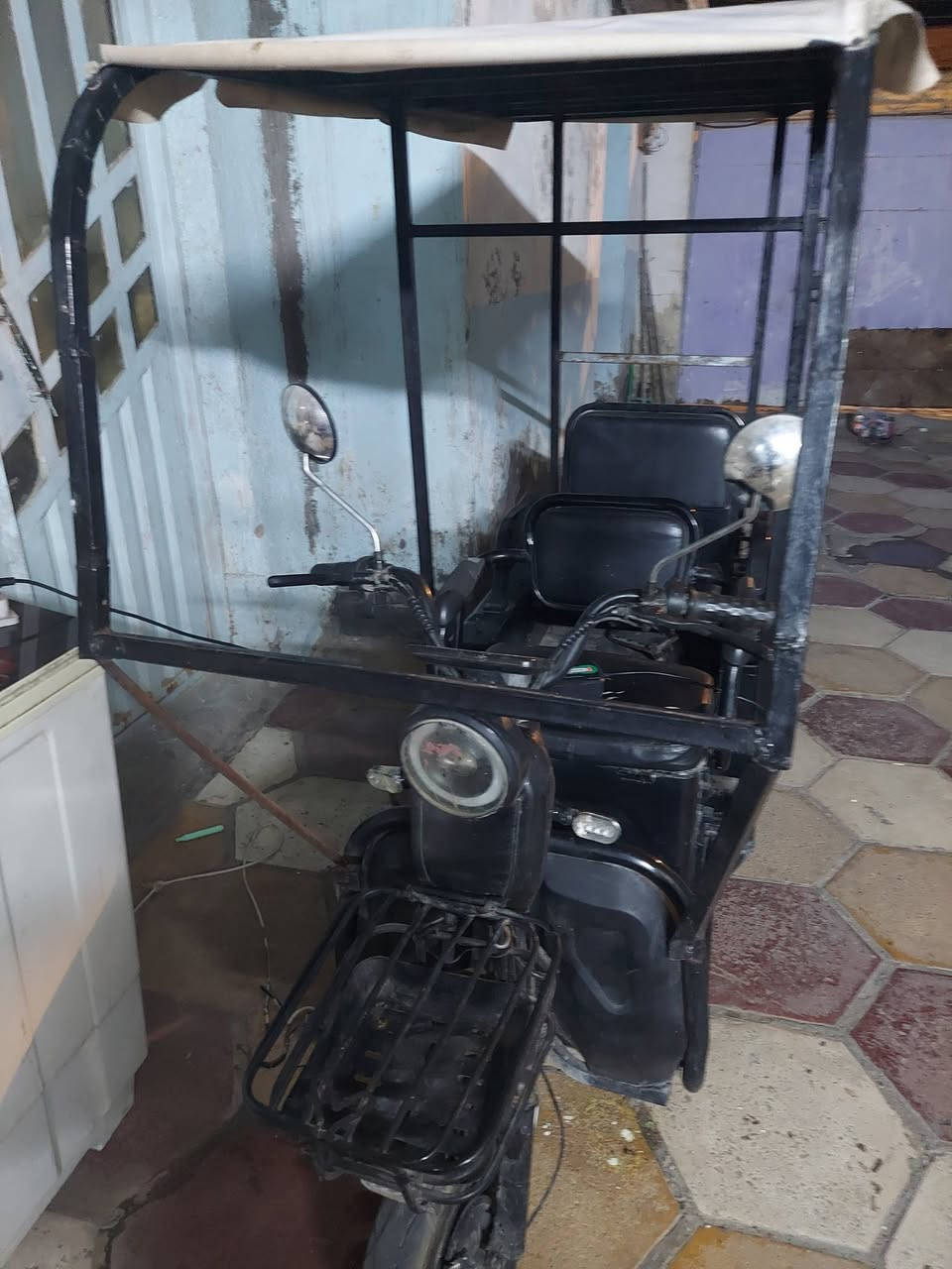 السلام عليكم تكتك كهربائية للبيع حجم صغير السعر ٧٥٠ ما بيها اي خلل العنوان النجف الي يريدني يتصل عليه على هذا الرقم *********** او المراسلة على الخاص
