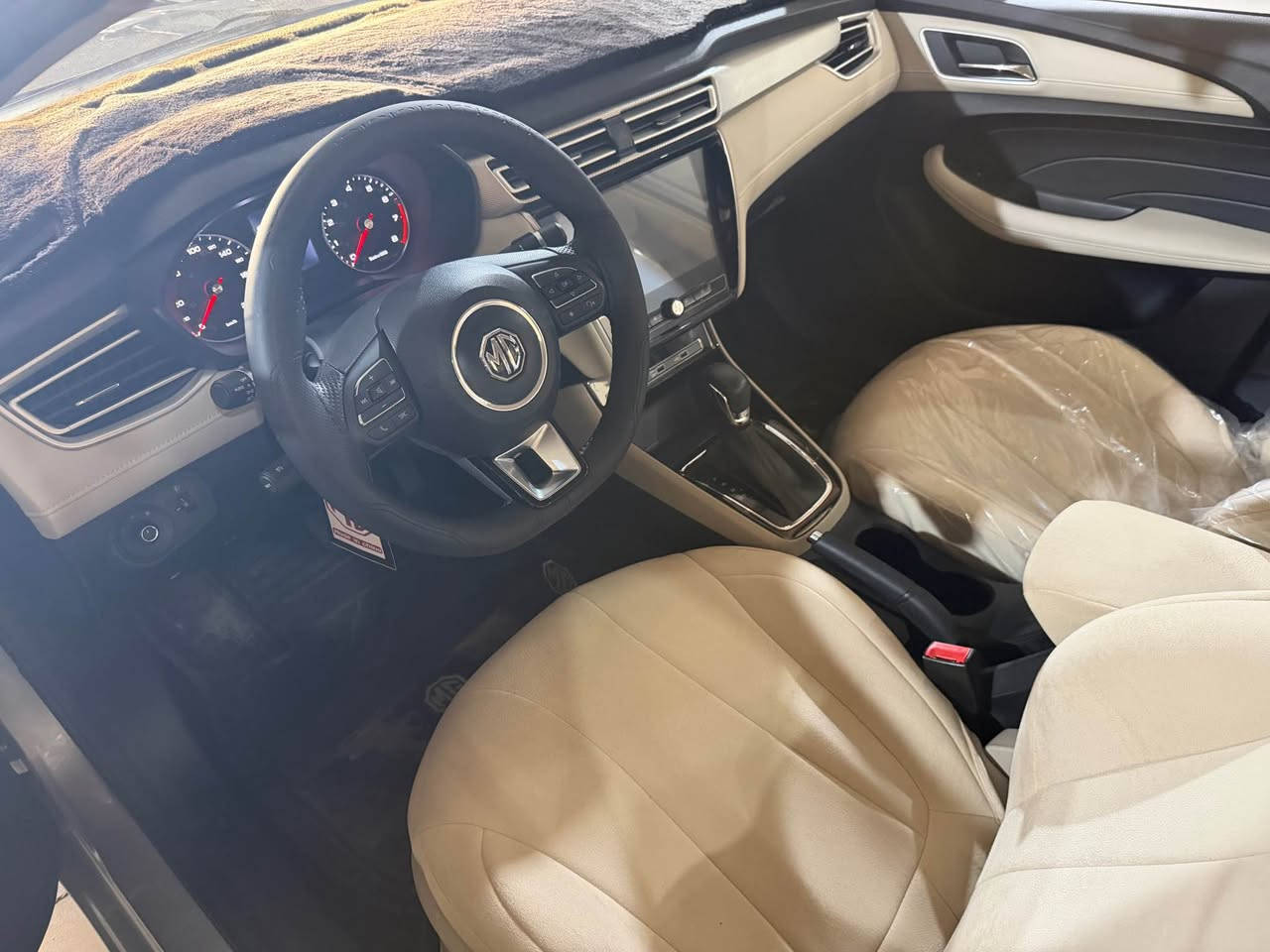 يمجي ٥ موديل 2024 12000km هيجي نية دةحامي بةشةرت گيرو مةكينة بةشةرت شاشة گةورة ناوزةرد تةحديل سورحة تةبريد لةمس رقم تلفون *********** أربيل, العراق
