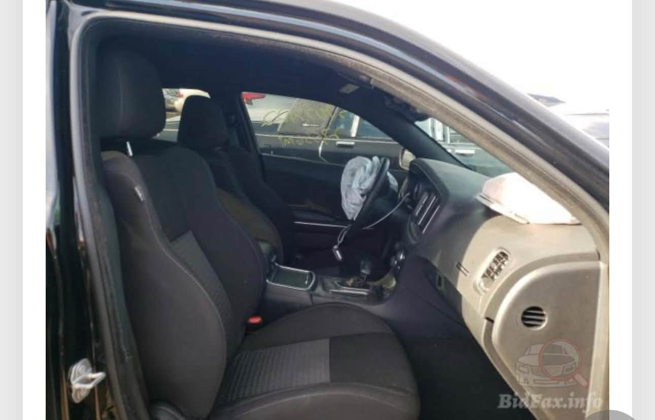 سلام عليكم جارجر Gt سوبر تراك باك
محرك v6 حجم3600
رقم اربيل وباسمي تحويل ثاني يوم 
حادثها مو قويه جاملغ الامامي باب السايق والهلال مال باب الخلفي والجاملغ الخلفي امباوك صبغ جزه منه مع وجود رصعه في الشاصي صغيره فقط موجود صور الحادث 👇المحرك والكير ع وضع الشركه برغي (ممفتوح منها )سياره نضيفه كلش كلش.              (استخدام شخصي) 
مواصفات....*
* كشنات كهربائيه 
* سستم صوت 
* دكمه سوبر تراك باك + دكمه سبورت 
* الكاميرات الخلفيه
*شاشه كبيره(Uconnect)
* حساسات خلفيه 
* التحكم في درج حراره 
* مصابيح زنون 
* مانع انزلاق 
* تشغيل عن بعد 
* كاربلاي 
*كشافات ضباب 
* تثبيت سرعه 
* شفتات سرعه 
*دشبول وبطاين بلادي 
* ويل نجمه اصلي +تايرات جديده 
*جناح سوبر تراك باك +فجوج 6بستم وعليها اضافات للجماليه 
ادام كامل من دهن وفلاتر 
سياره لتراي مالتها تروح بيها للبصره وترجع سياره كلش نضيفه (وتجي وشوف بعينك )♥️
السعر: 195 وبيها مجال قليل مال حك الجي 
الرقم :***********
بيع فقط لاتكسر بيها معجبتك اعبرها وذكرني بكلمه طيبه🙂

نص مكتوب في الصور:
- BidFax.info