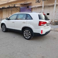 سورنتو ٢٠١٤ • ٤ سلندر • ٧ راكب