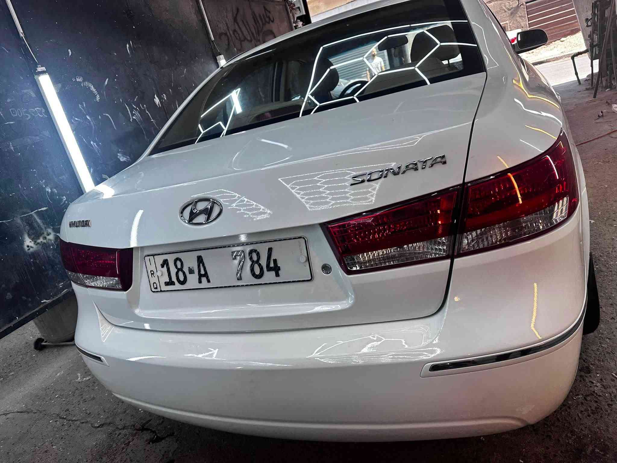 تحيه طيبه الاخوه الاعزاء سوناتا ٢٠٠٩ بلاديه بدون صبغ اماكن بارد بيها فقط عداد ١٠٠ حقيقي رقم مميز ٣ ارقام بابل ابسمي خليجه مكينه ٢٤٠٠ دوش اخوان السياره نضيفه جدا وتراي زيرو تنباع هيه والرقم مكانها بغداد العامريه او البياع السعر ١٤٥ ورقه قفل 
***********
