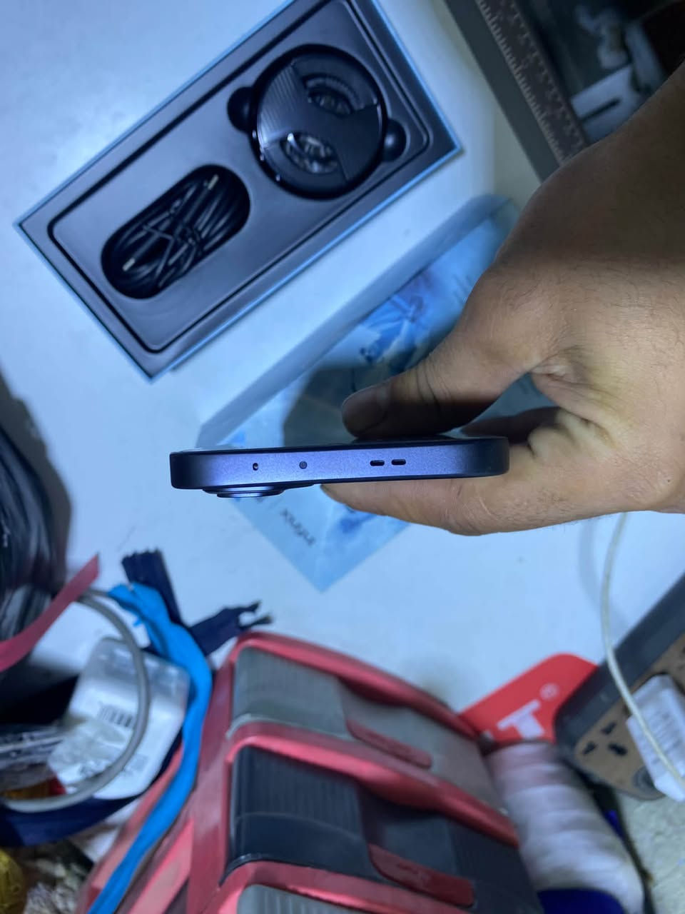 انفنكسGT 50 BROذاكره ٢٥٦عشوائيه ٢٤جهاز خاص بل ألعاب ١٤٤هيرتز مده الستخدام ٥ايام بس جهاز ولا شخط بل كارتون كامل ملحقاته وياه ويا براد ***********واتساب رجاءً الي ميعرف الجهاز ليكسر بي  ٧٠٠وبي مجال لشراي❤️
