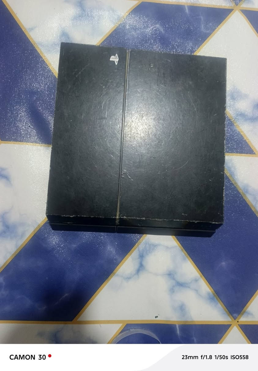 فور فات نضيف جدا للبيع السعر ١٩٠ للتواصل مع ثلاث يدات كافه ملاحقاته + ست لعبات ‏‪***********‬‏
