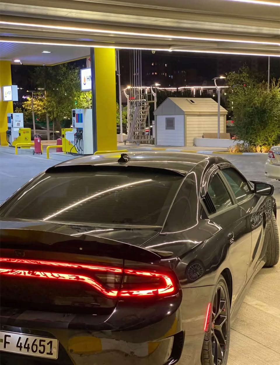سلام و عليكم
دوج جارجر جی تی
مودیل ٢٠٢٢
سونر موجود
٩٦ الف کیلو ماشية
كلها بشرط
كامل سيرفز جديدة
مكان/سليمانية
٢٣٥$ مجال بسيط

***********
