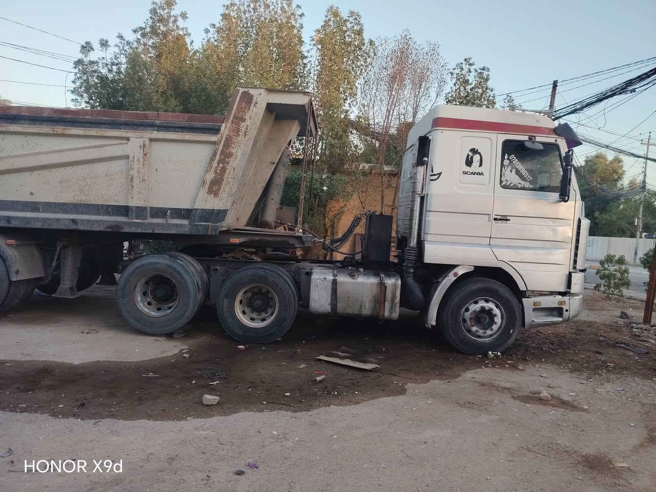 سلام عليكم للبيع مكينه ٨لاتنقيص ولا بخار وكير ٥/٥وسنكل جوبلس موديل ٩٠مكان كربلاء مثبته بلسنويه فلات سعر ١٣٠ وبيه مجال ***********
