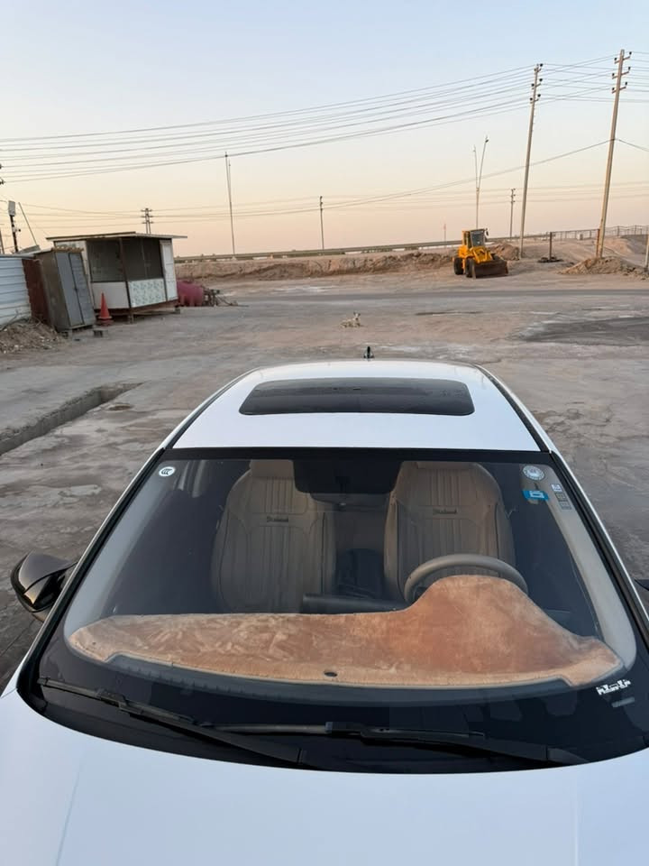 النترا تجميع صيني 2025رقم اربيل ماشيه 56الف مدوشمه ارضيه وكشنات ومبدل الويل من 17اله 16السياره مكفوله ما عده الجاملغ المامي بارد موجوده صورته مكاني بصره تنومه/السعر 140وبيها مجال بصيط ***********
