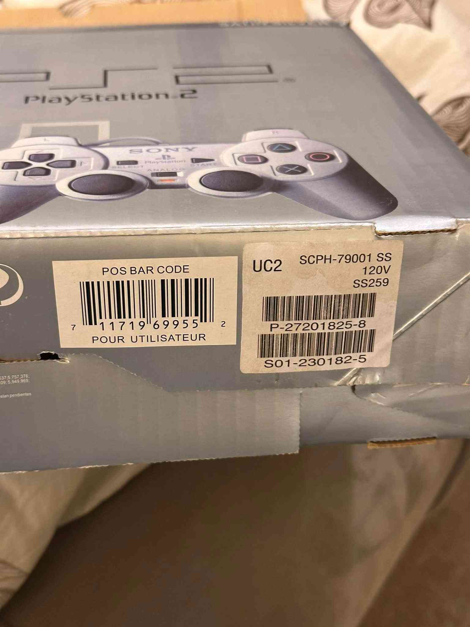 PS2 سليم • ريجن امريكي • ملحقات أصلية