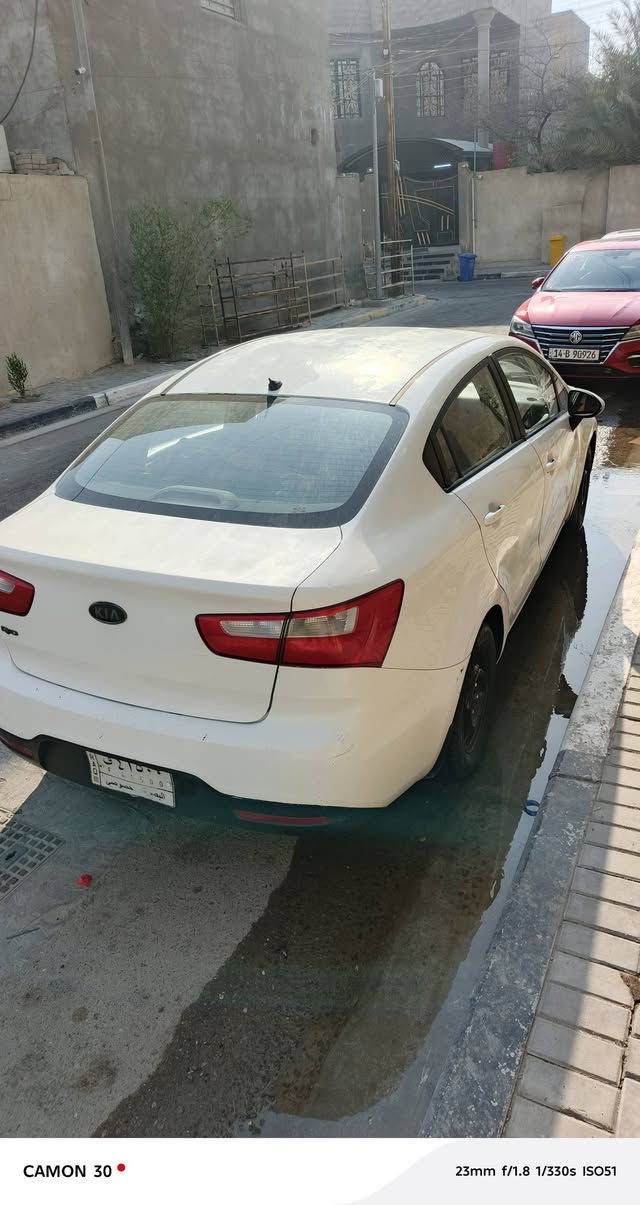 كيه ريو مديل 12 وارد خليجي محرك 1600دوش السياره جاهزه من كلشي كير مكينه تبريد طخم تاير خير من الله السياره العنوان القبله للتواصل *********** السعر 75
