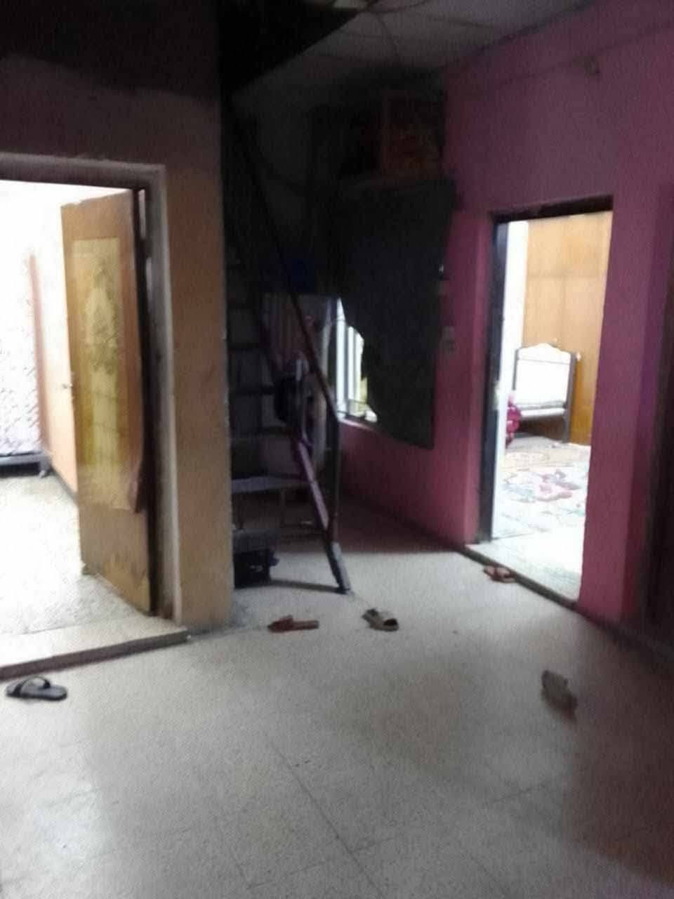 لسلام عليكم بيت للبيع 110 متر طابقين بي 6 غرف نوم مكاني مدينه لصدر قطاع سعر 160    قطاع      31 مقابل جامع لحكمه ***********
