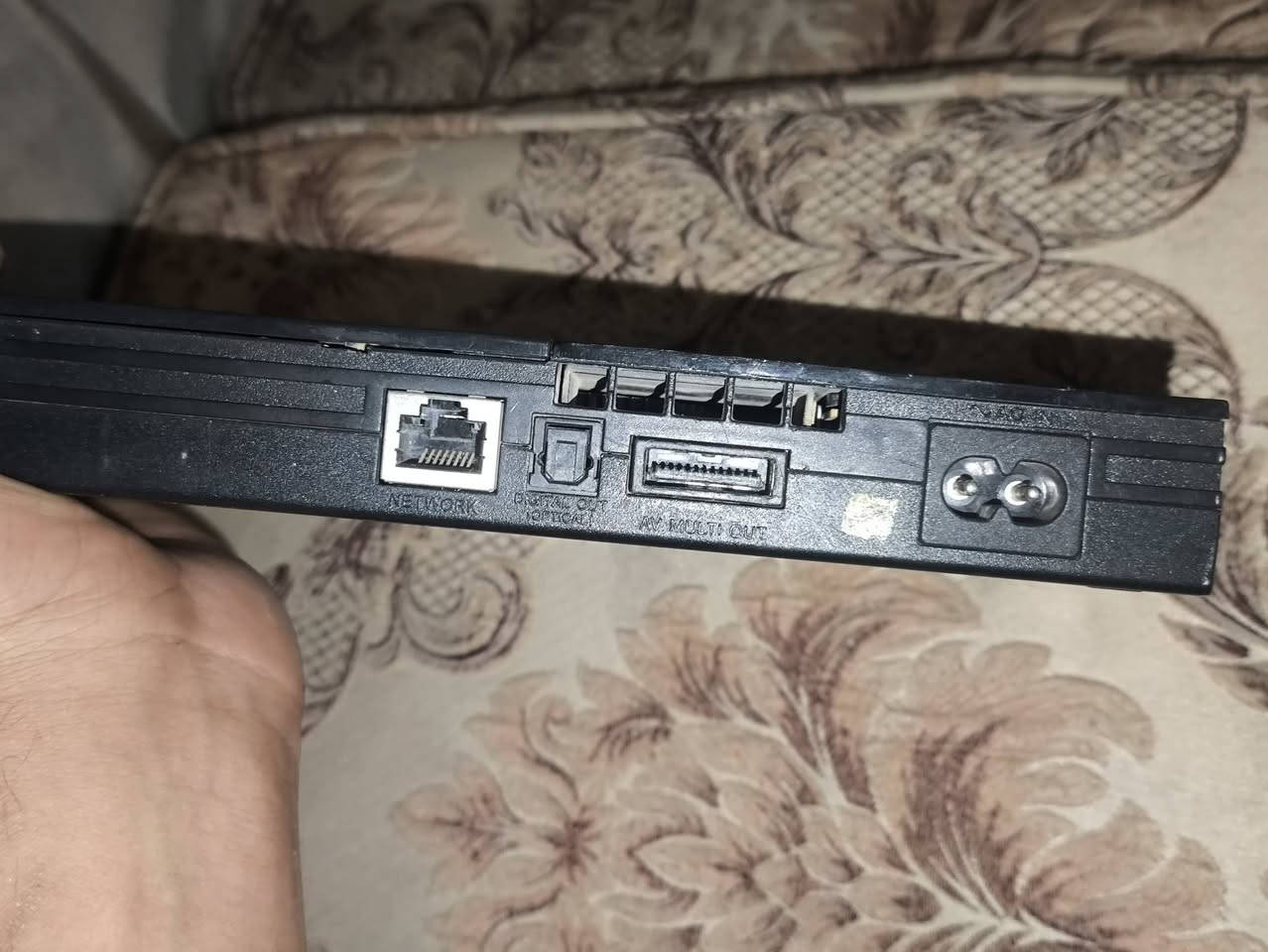 للبيع
نضيف فول مفتوح فقط تنضيف 
عل فحص 
كامل ملحقات فقط بدون ميموري كارد و فلاش 
سعر 35 مع التوصيل 
سعر قفل 
تواصل واتساب ***********
