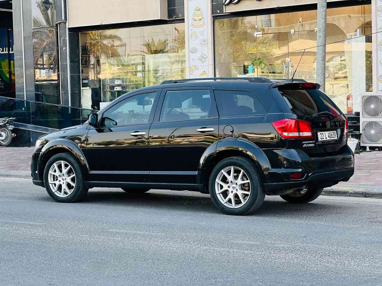 جورني مكفوله مديل 2018 سعر 128 قابل للتفاوض الاستفسار اتصل *********** مكفوله كفاله عامه ضربه وصبغ وتبديل مواصفات فول واحد على واحد فتحه سقف شاشه كبيره كامره خلفيه تحكم ستيرن كشنات كهربائي جلد حساسات امامي وخلفي اشاير مري كهربائي 7 راكب 3 قطع تبريد مكينه سته 6️⃣ سلندر مكينه وكير مكفولات حداديه جديده تخم تاير تبريد ❄️ ثلج  سنويه ل 29 مكان سياره كربلاء كربلاء, العراق
