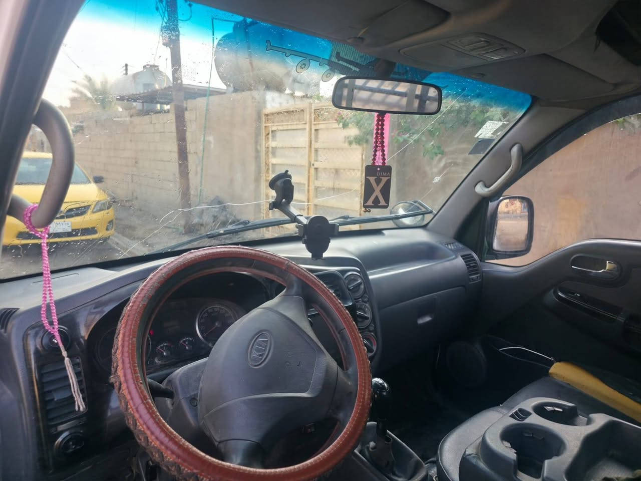 كيا حمل • ٢٠١٠ • بغداد المعامل