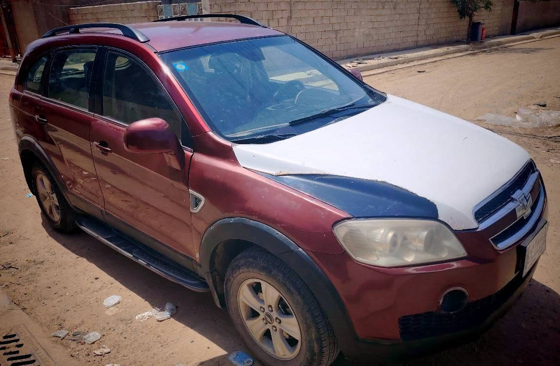 شوفر كابتيفيا ٢٠٠٨ خليجي محرك ٤ سلندر ٢٤٠٠ بلادي مكفول تبريد شغال  رقم بغداد باسمي سنويه تنتهي ٢٠٢٨ صنع في كوريا وليس أمريكي مبدل بيها بونيد وصبغ جاملغ امامي يمين وربع من جاملغ امامي يسار السياره صارلها ٣ سنوات عندي خير من الله والحمد لله للاتصال *********** ماسنجر او واتس سامراء, صلاح الدين
