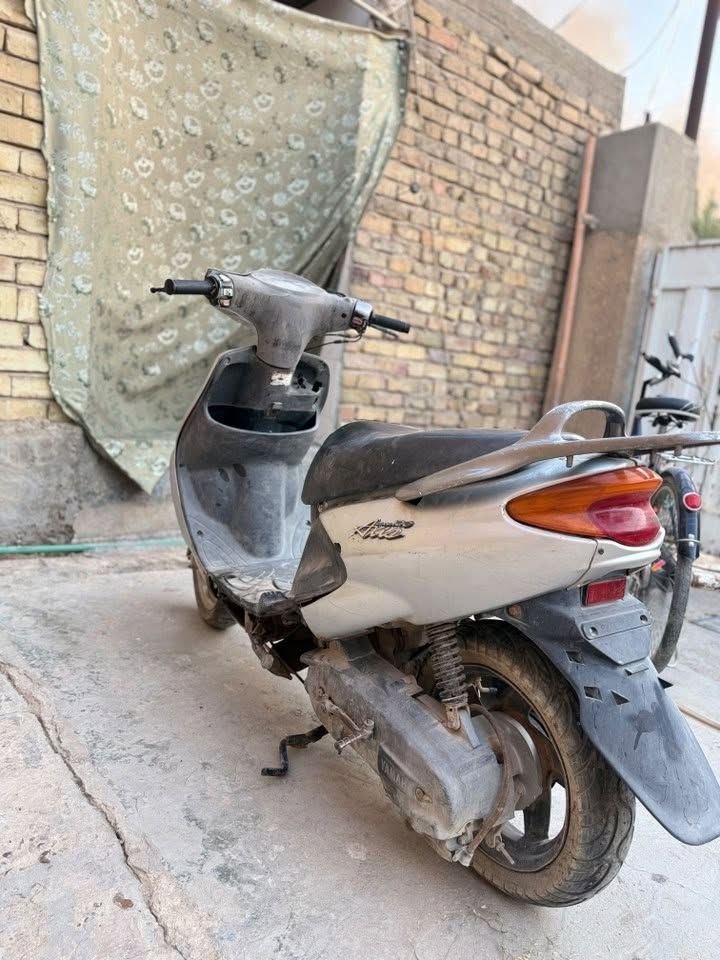 سلام عليكم دراجه لكزز للبيع 
ما مفتوحه السعر 300 وبيه مجال لليشتري 
المكان حله شارع 80 كربله 
***********
الاتصال  عل هذه الرقم
