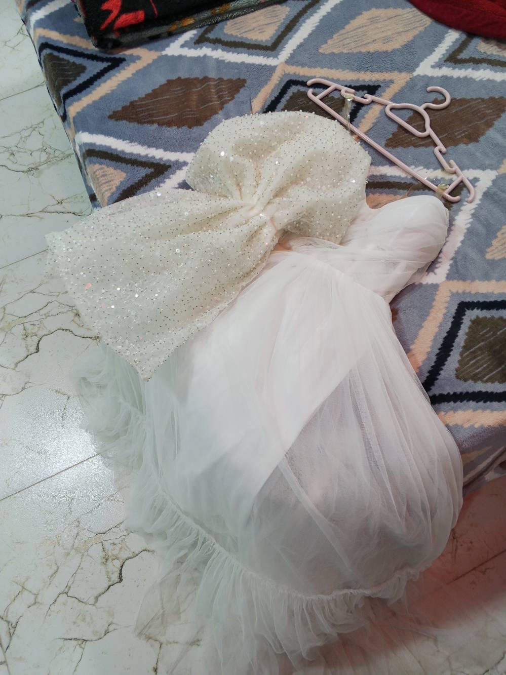 فستان ابيض • وزن50-58 • نجف