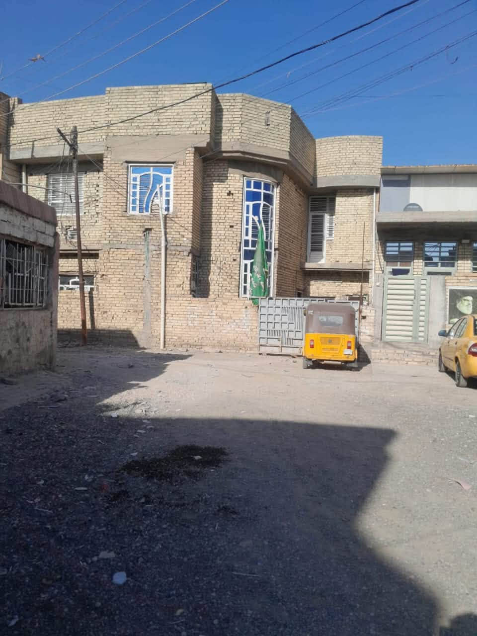 بيت للبيع مساحه 150طابو زراعي مكان الشعله مقابيل الدهله  مراوس بل خطيب عادي تواصل عله هاذ الرقم ‭***********‬
