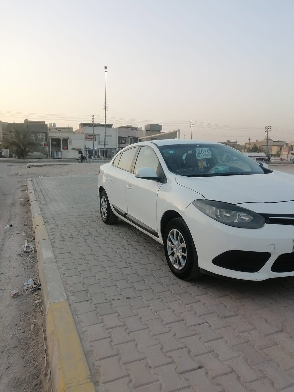 السلام عليكم سياره للبيع موديل ١٦ رقم كربلاء سنويه ٣١ بسمي البدي مكفول مكينه حداديه تبريد تخم تاير كله مكفول الكير بي عته بصيطه وين تريد تراي اطلع بيه مكانه كربلاء السعر ٦٥ التصال على الرقم ***********
