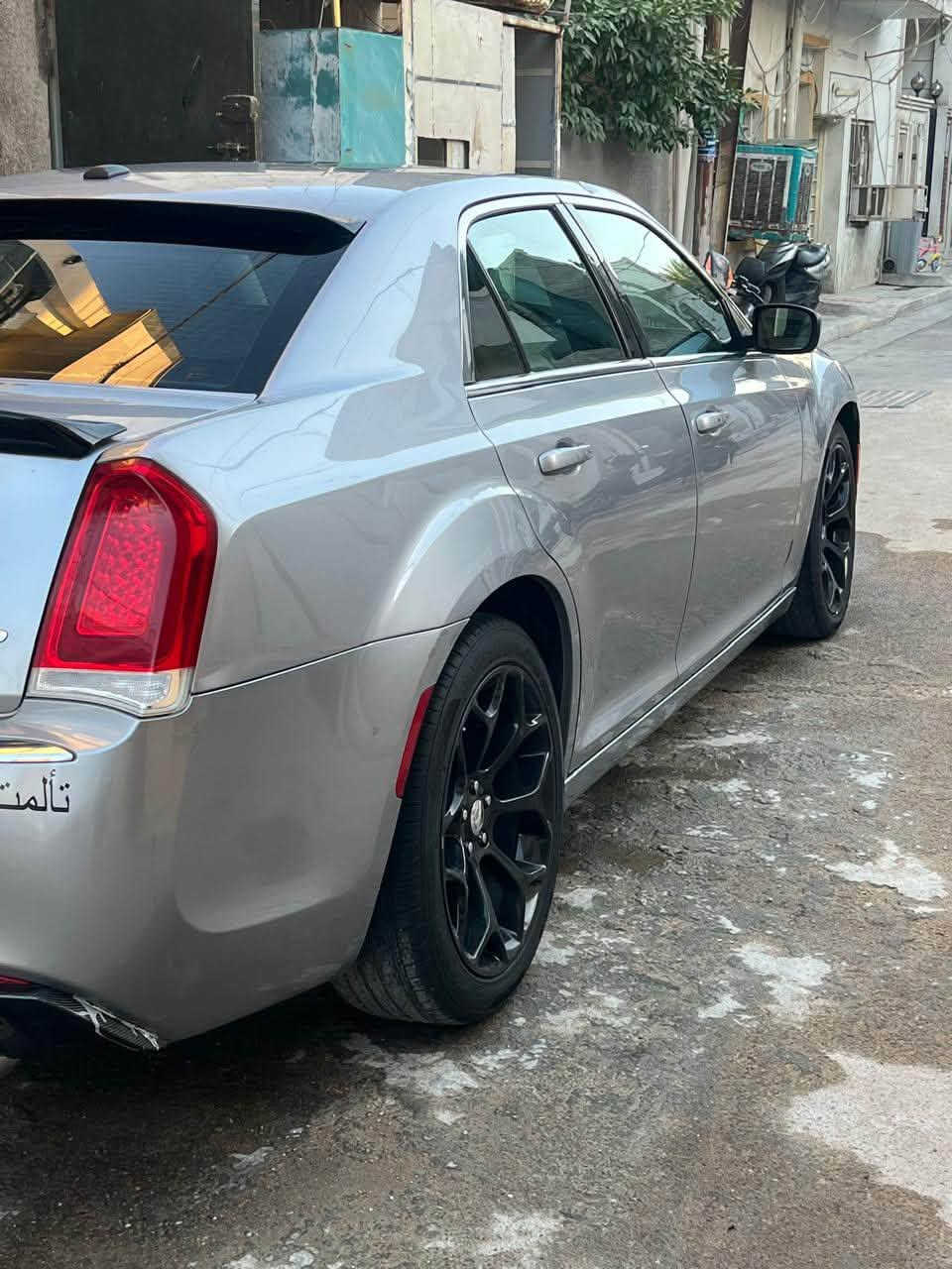 وبامه مديل 17 معلايه عشرين مكينه 3600 توويل السياره بدون حادث السياره فول واحد عله واحد بس كلير من مريكه بس السعر 185 وبيهه مجال ترهم مراوس بكوري السياره بسمنه تحويل مباشر العنوان بغداد الطوبجي الرقم ***********
