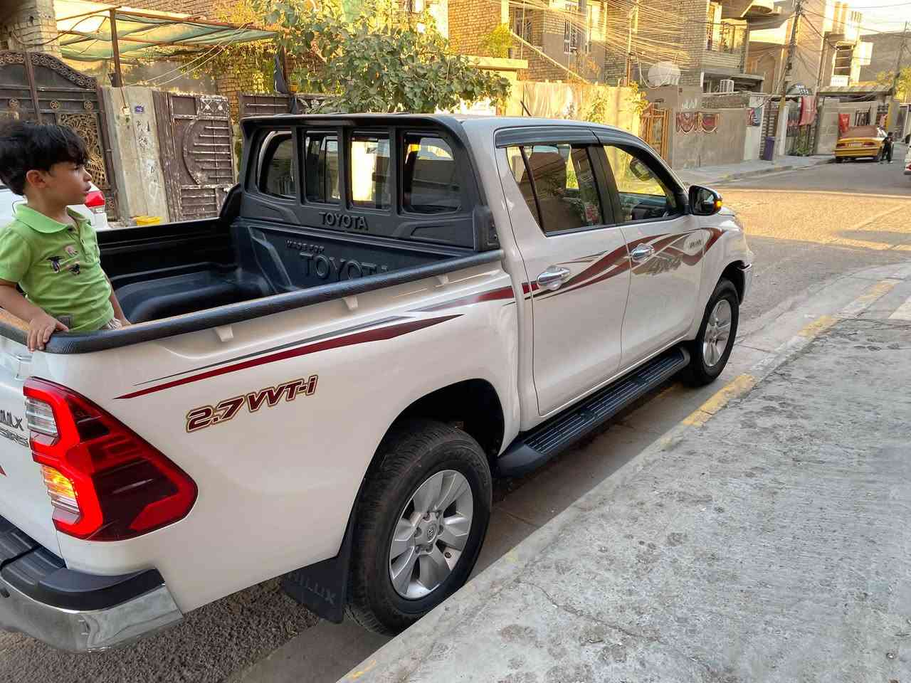 هايلوكس • ٢٠١٧ • ١٠٩ الف كم