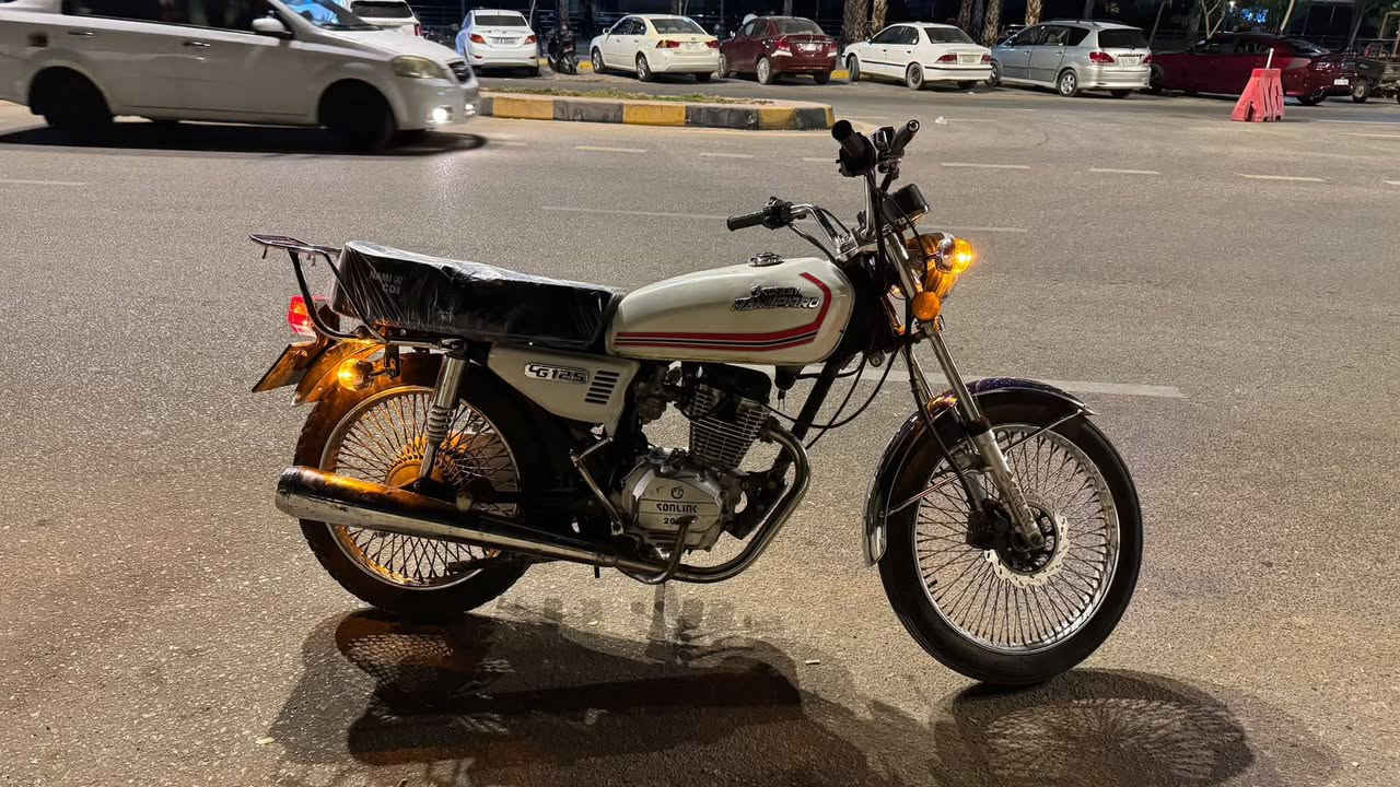 سلام عليكم....دراجه ناما برو محرك غطاس مديل22
رقم نجف وسنويه لل28 .
الدراجه جديده مرتبه ...
محرك مكفول .. مامفتوح بي برغي ...صوته ناعم ..اخرس
للبيع او مراوس بسكنر .... سعرهه 1150
 مكاني نجف كوفه 17تموز ..لليحب يتفضل خاص او يتصل ***********
