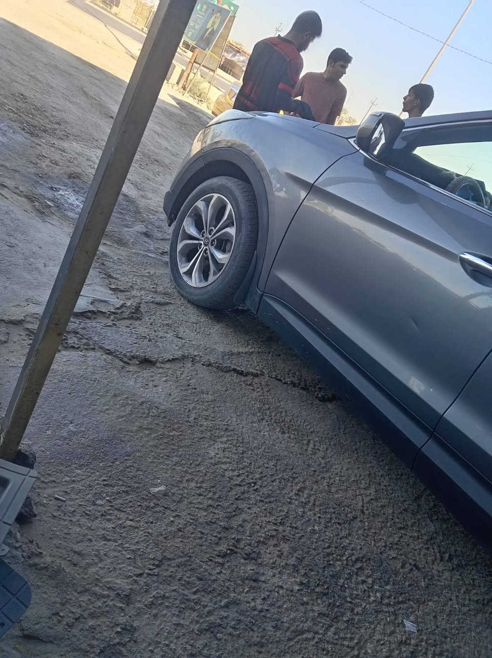 سنتافي ١٣ خليجي محرك ٦ سلندر ٣ قطع تبريد ٧ راكب فورويل مكفوله بيه بس بارد بالجاملغ الكدام رقم مثنى السعر ١٤٥
***********
