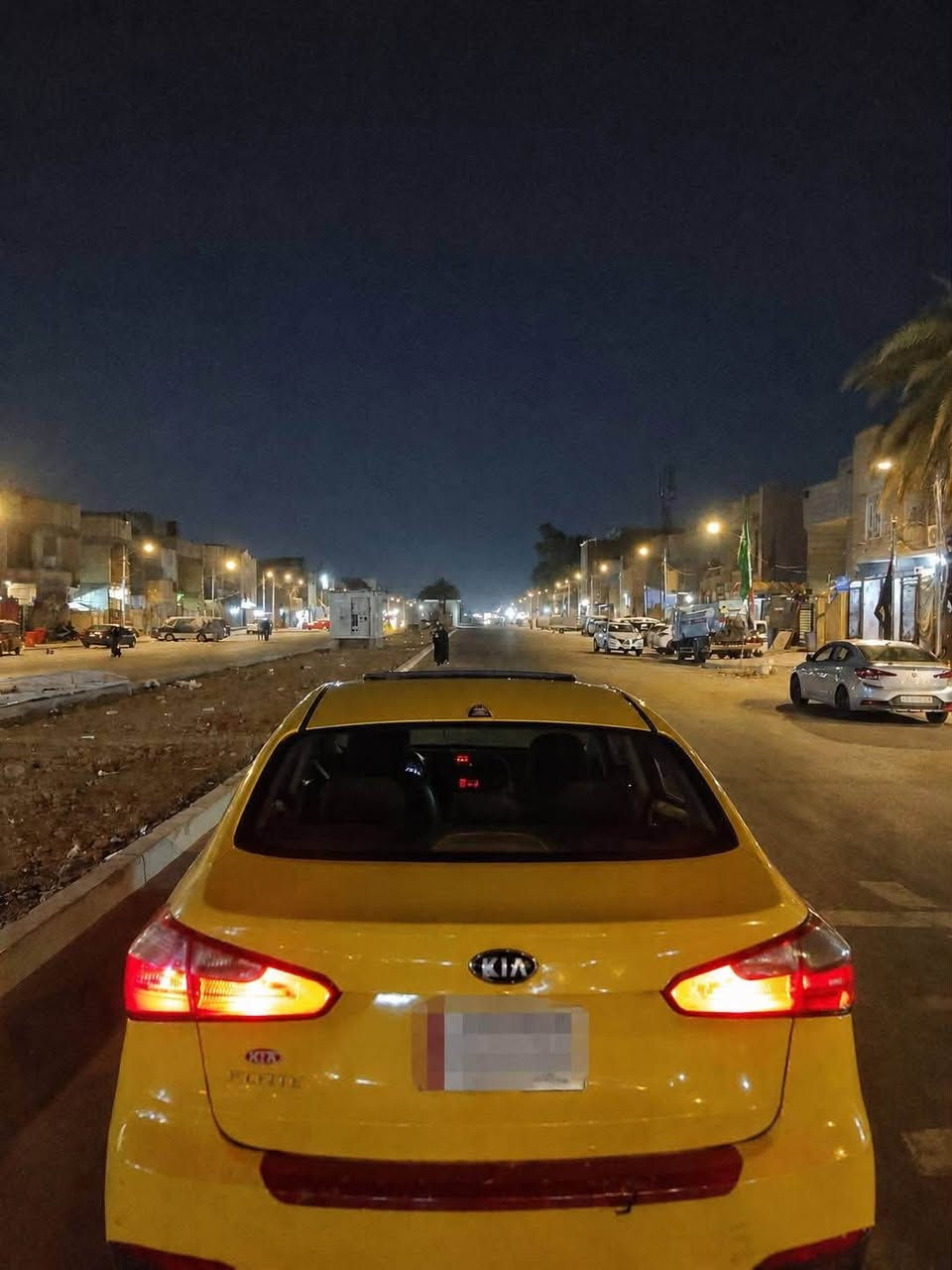 كيا فورتي 14 فول مواصفات فتحه بصمه واحد على واحد 
ضربه السياره بأمريكا جاملغ الأيسر وشويه من البنيد ما مبدل اي شيء ليبل واحد مكينه 2000 جي دي اي السعر 78 للاستفسار *********** مكاني بغداد
