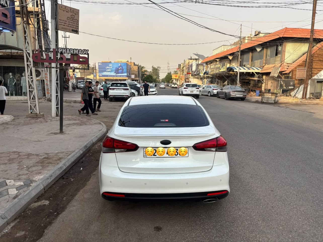 سلام عليكم
سيراتو 2017 vib فول الفول 
كفاله عامه بيها تكحيلات اثر شخوط بسيطات كلش كلش 
محرك 2000
حساس امامي 
نقاط عمياء
حساس خلفي
رادار خلفي 
بصمه 
فتحه 
ثلاجه
ستيرن تدفئه
قطعتين تبريد 
لد امامي 
لد خلفي 
مري شفط
سستم صوت كلش نقي وقوي 
تبريد بيانو
كشنات جلد 
كشن سائق كهرباء وخزن ميموري 
حداديه  تخم تاير جديد تبريد مكينه مكفولات شرط الفحص 
ويل كب 17 (صابغه حراري وكلير درجه اوله واذا تريد ترجعه بلادي بس تجلي )
شاش ام الكامره 
تراكشن مود ( نورمال . ايكو . سبورت ) 
كشنات امامي تدفئه تبريد
كشنات خلفي تدفئه
جنطه ذكيه افتتاح عند التقرب
ترحيب عند الاقتراب للسياره 
السعر 158 ورقه
فيس ما متواجد 
*********** واتساب وخط
عنواني نجف كوفه حي كنده
