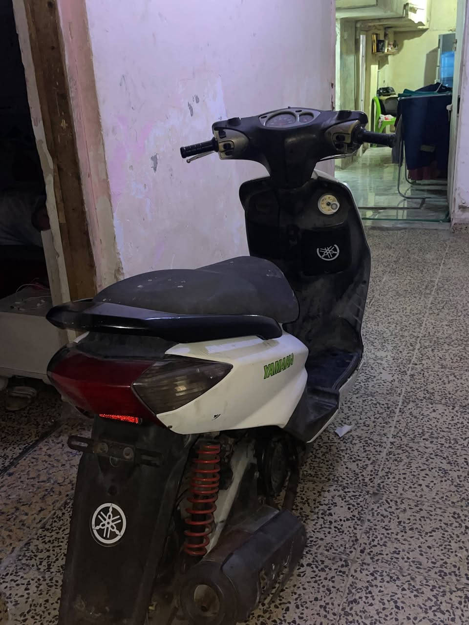 سلام عليكم سكنس نثيه للبيع شغاله هندر سلف عاطل كهربائيات كله شغاله سعر 350 وبيه مجال مكاني الاعضمية هاتف ***********
